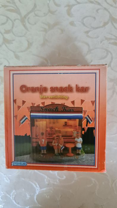 Диорама за влакчета - снек бар