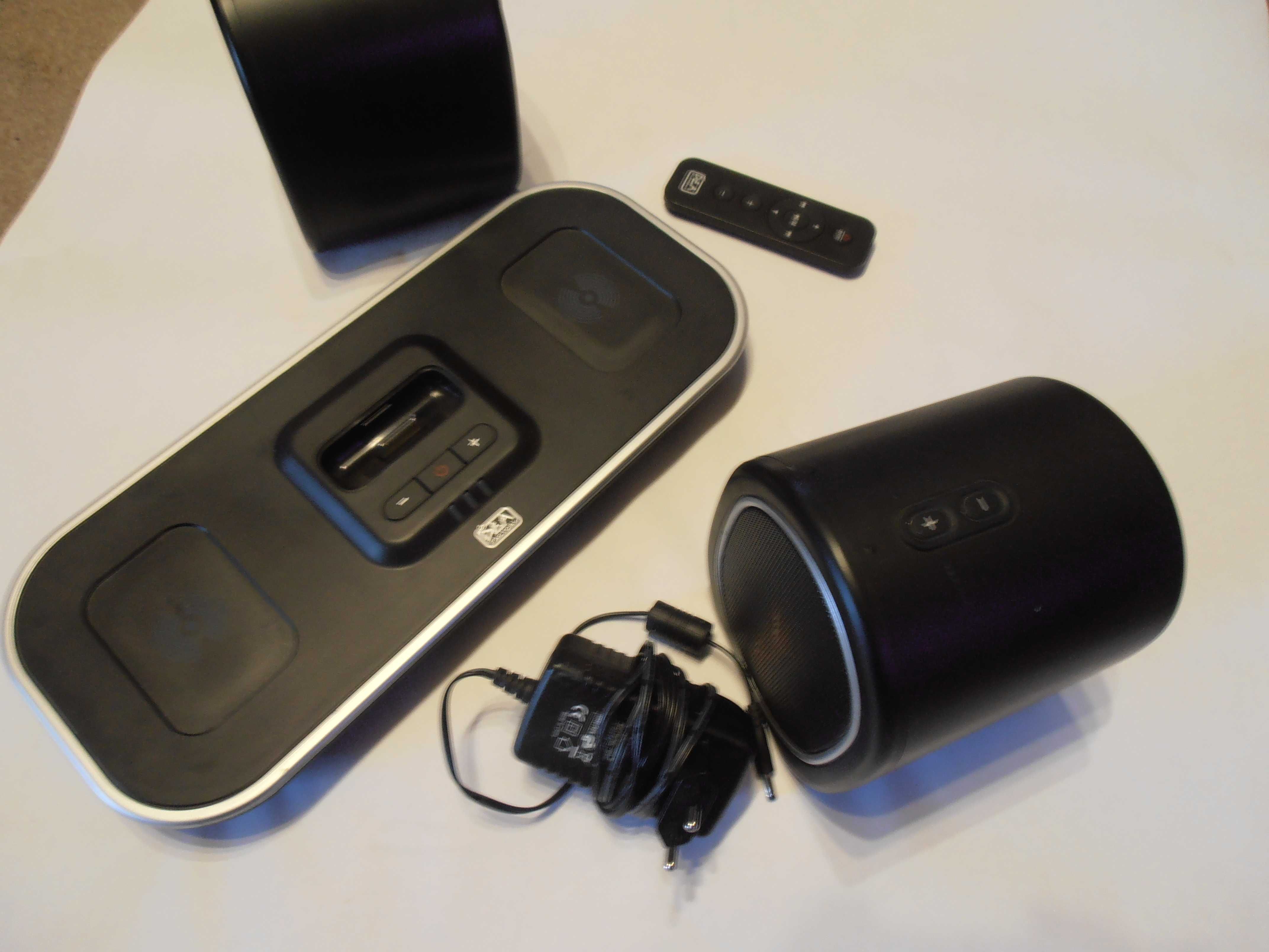 Boxe wireless marca DEA cu dock pentru ipod/ iphone