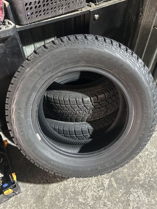 Колеса комплект 4шт Новый зимнии .195/65/15