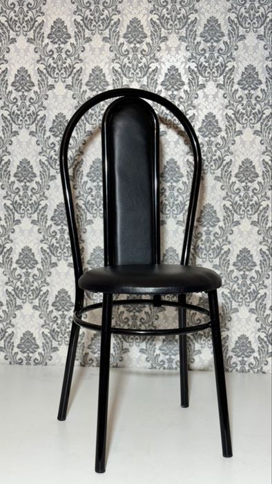 Стул новый 8000 тг