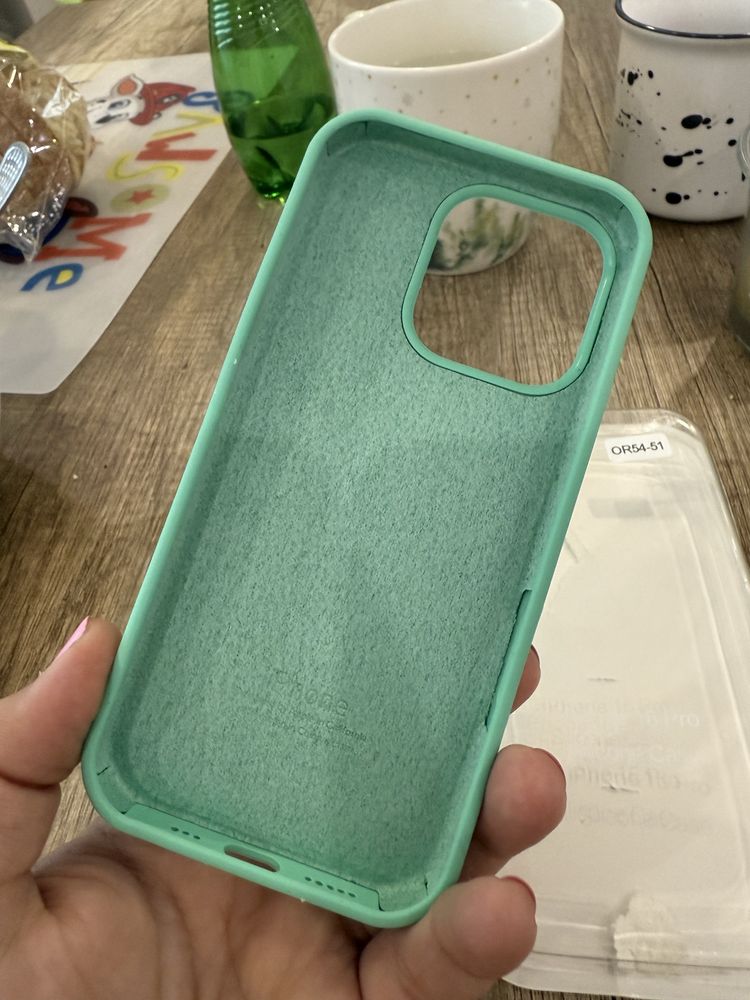 Кейс за Iphone 16 pro