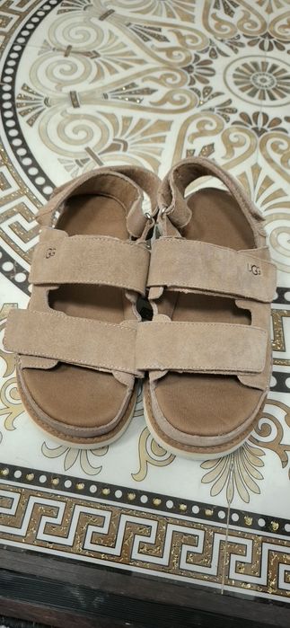 Отдам женская брендовая обувь