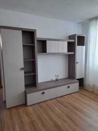 Închiriez apartament