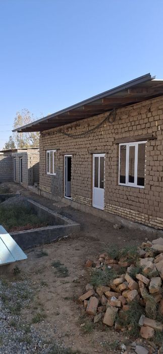 Obdida mahallasi yul ustida