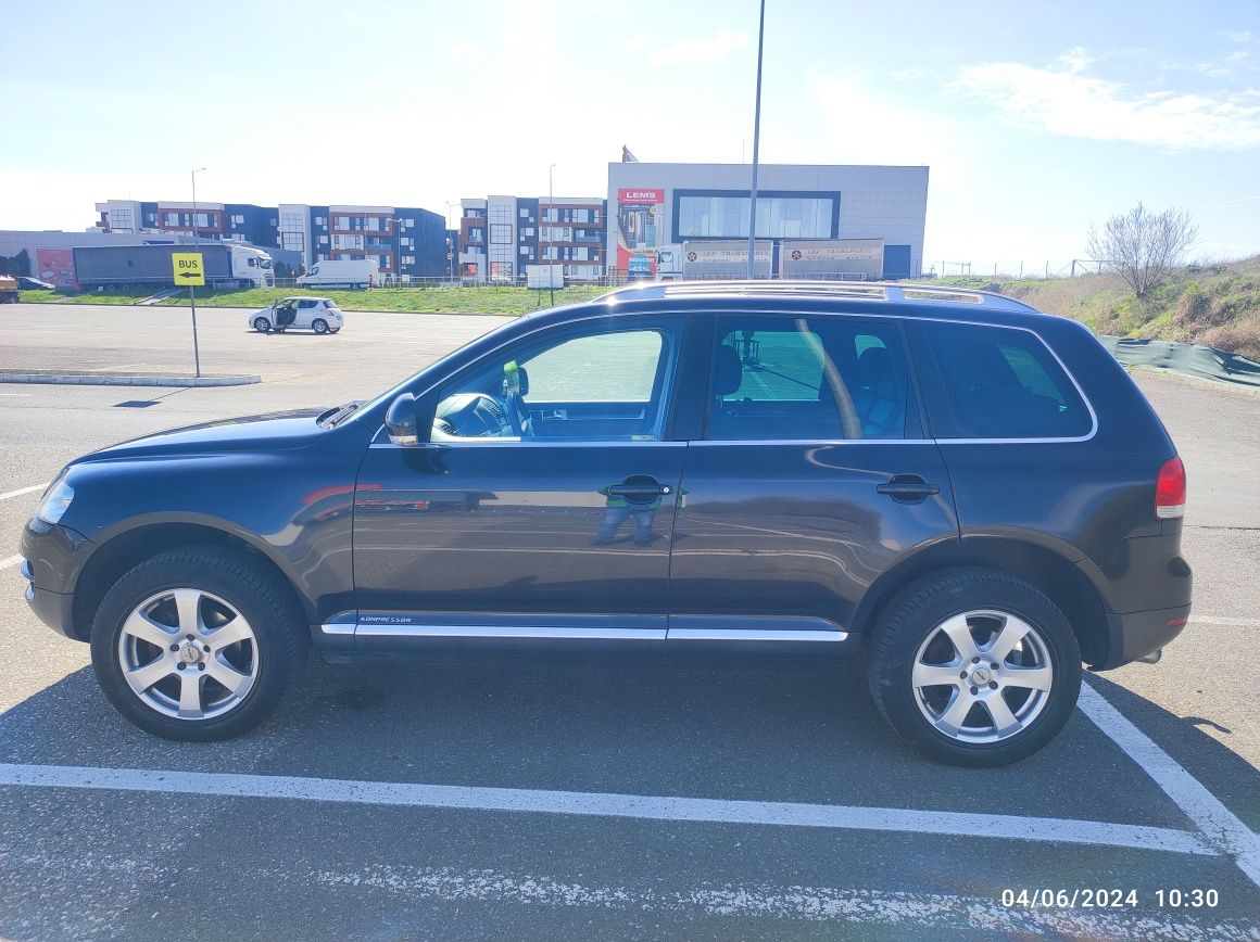 Vând VW Touareg 2.5tdi 2004