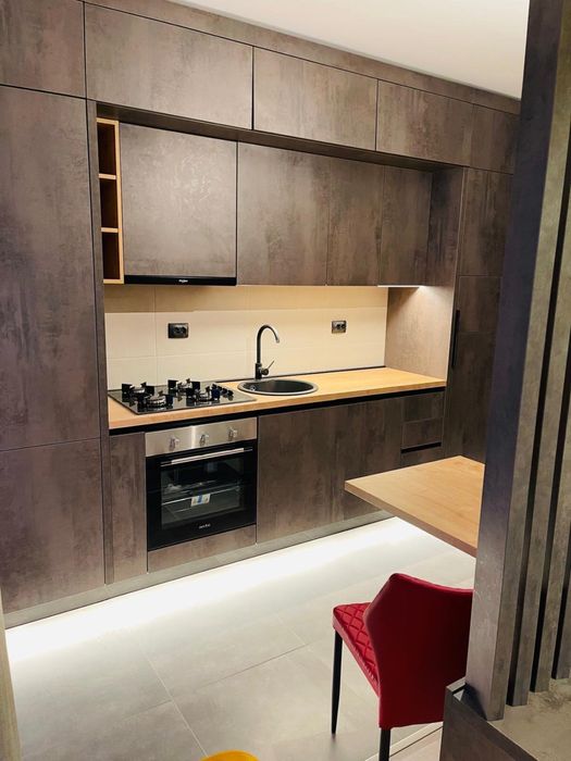 Proprietar, închiriez garsoniera situata langa Starbucks, Coresi.