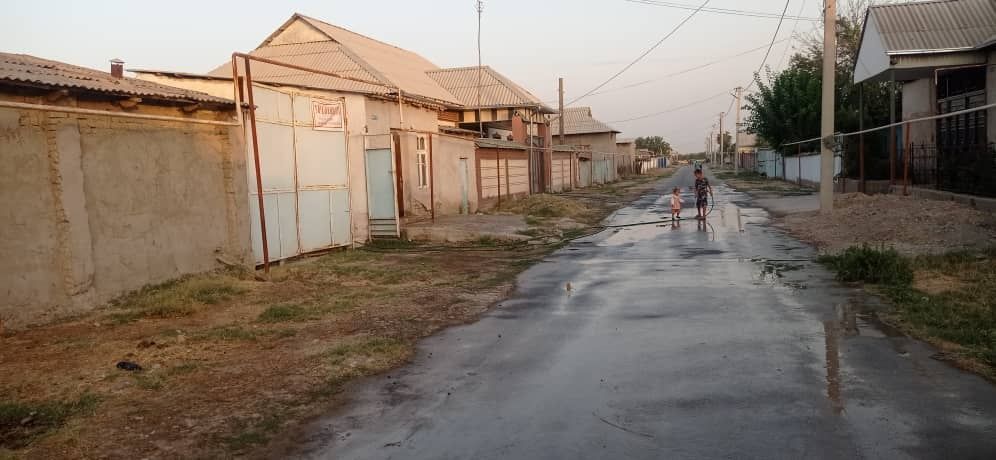 Uy sotiladi sentralni joida 7 sotik olsagiz 38000