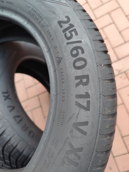 2 anvelope pentru toate sezoanele Continental 215-60-17