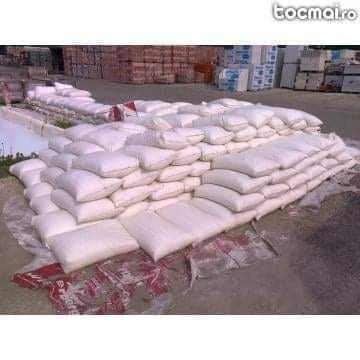 Vând var pastă și bulgare