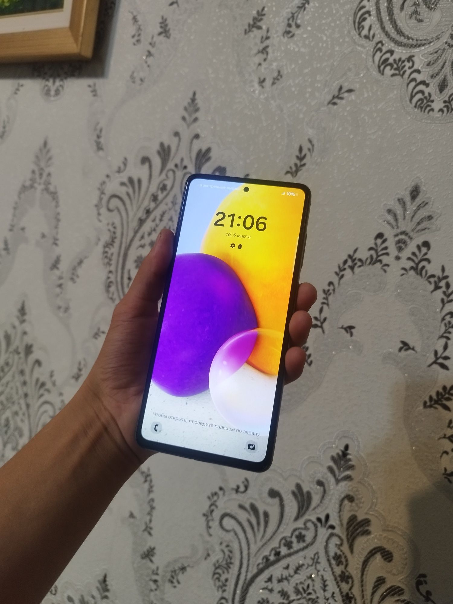 Samsung a72 128гб