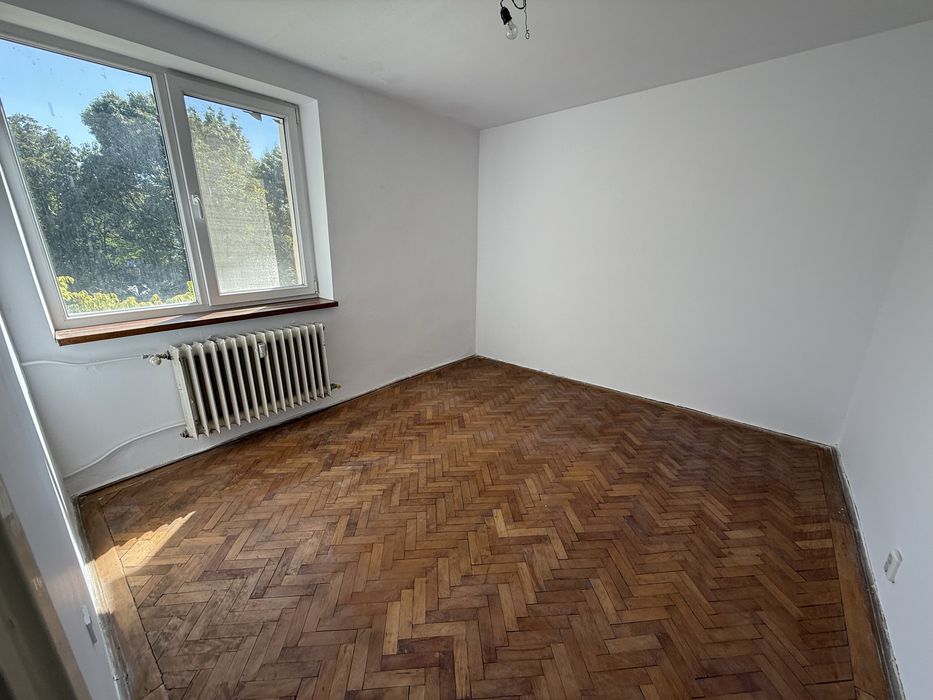 Apartament 3 camere semidecomandat cartier Brazda lui Novac-Baba Novac