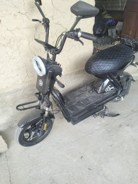 Скутир сотилади  холатти яхши