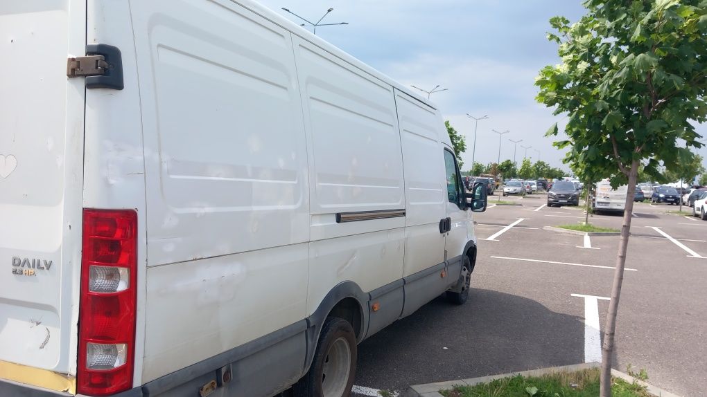 Vând Iveco Daily 35C12