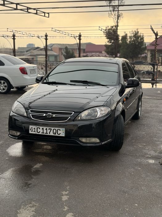 Lacetti 1.8 gentra qilingan naxt arenda