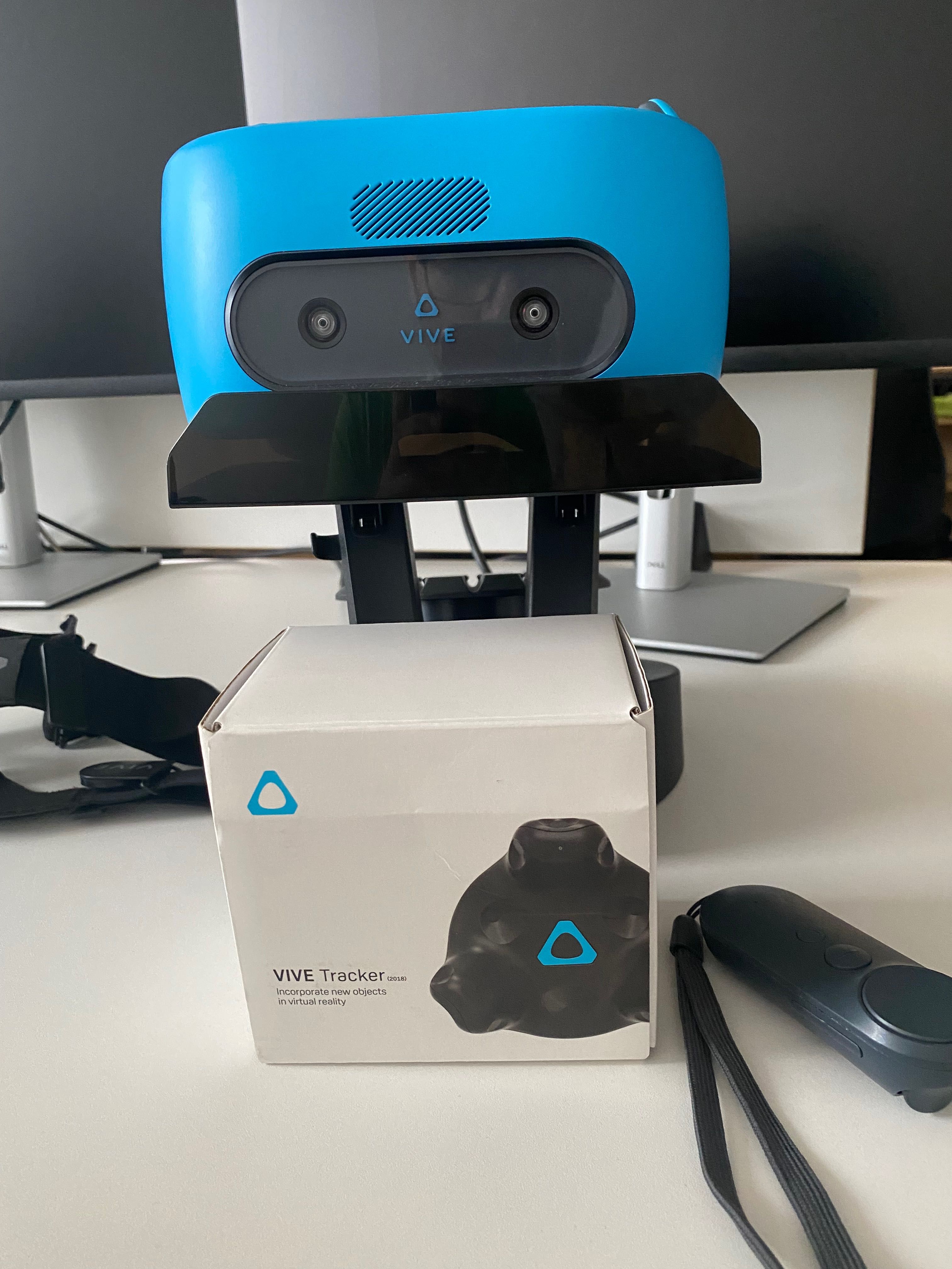 HTC VIVE Focus + vive tracker