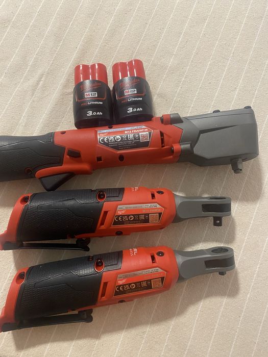 Milwaukew m12 ,Chlicheti noi cu baterie de 3H inclusa