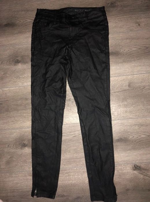 Pantaloni din piele xs