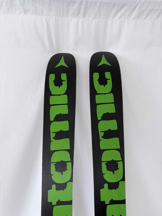Ski schi all-mountain powder Atomic Charter 186cm
