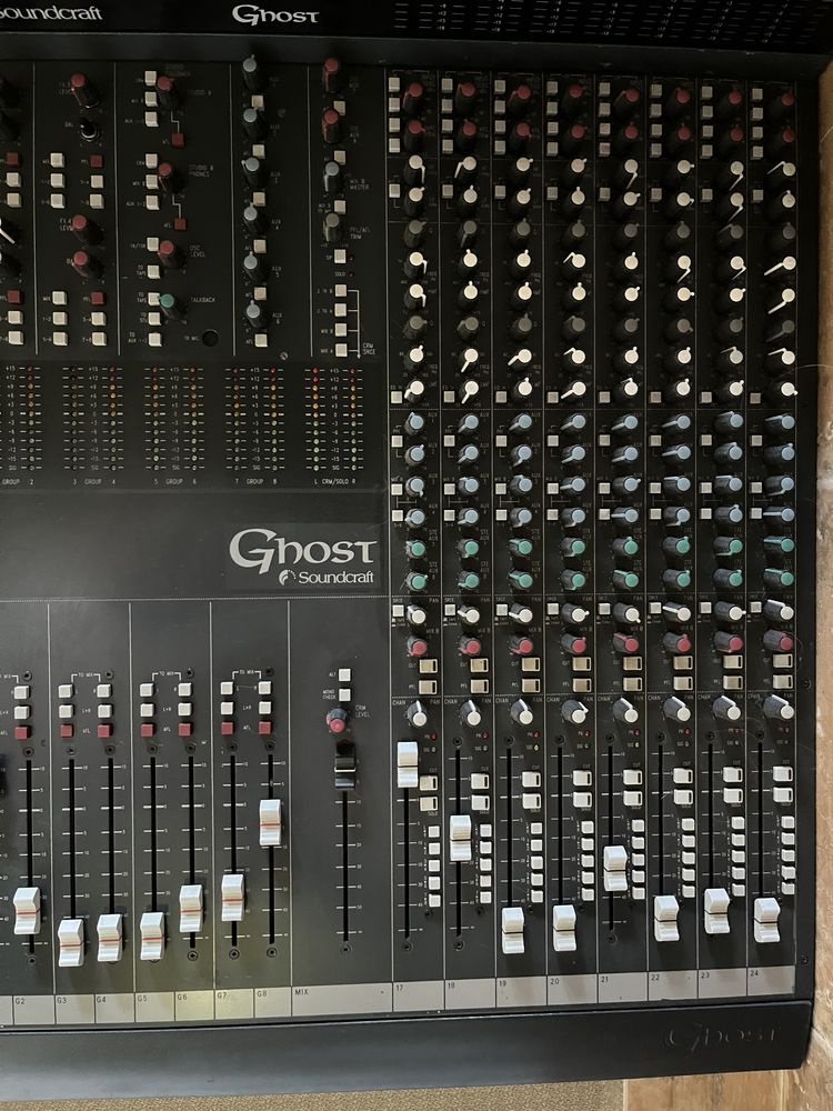Soundcraft Ghost 24 analogue console
