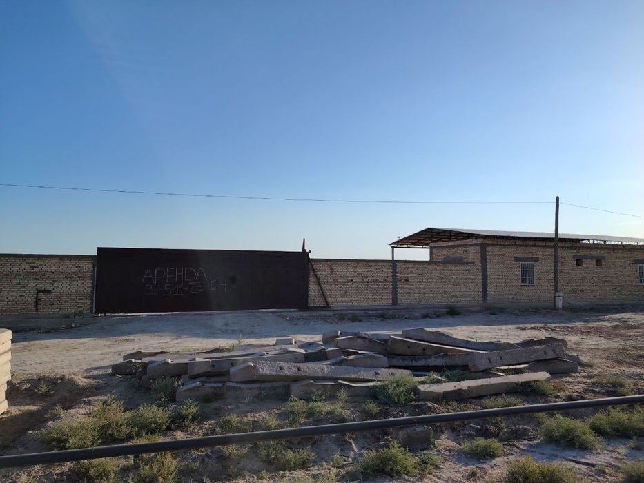 Загорожденная территория 2500 кв. М под завод, склад, гараж или мастер