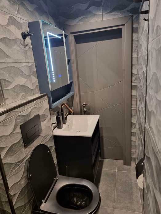 Продава се Двустаен апартамент в София, Център - 66 кв.м за 5673 €/кв.м - Снимка #8