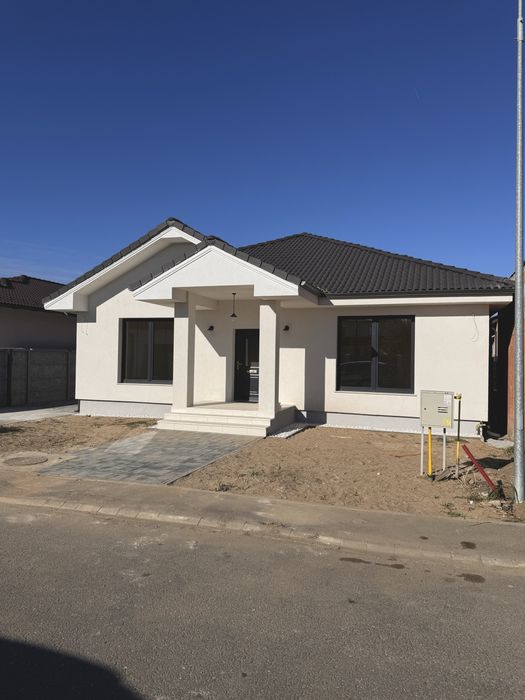 Casă nouă în Via Carmina, 160 mp suprafață construită, 420 mp teren