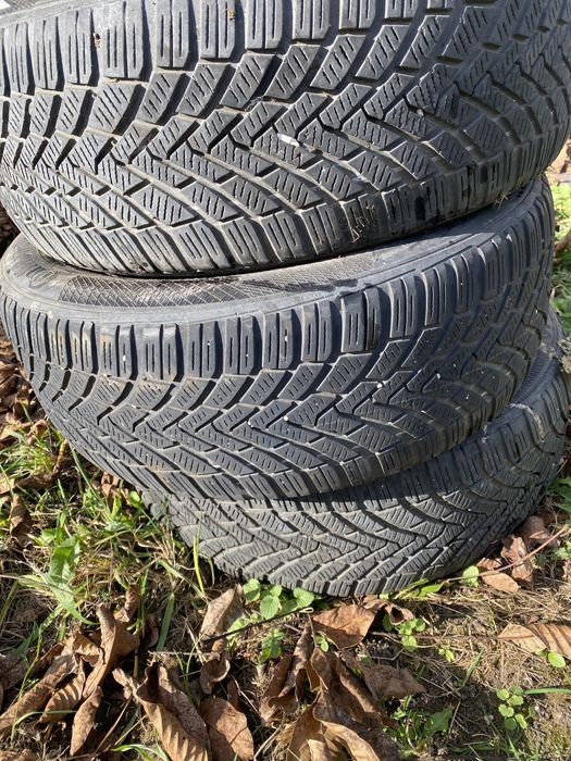 Cauciucuri iarna 205/55/16 continetal