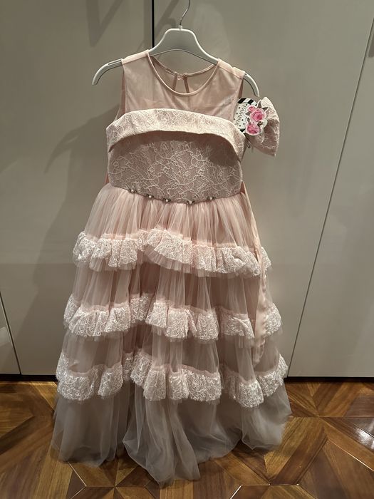 Продам новое платье