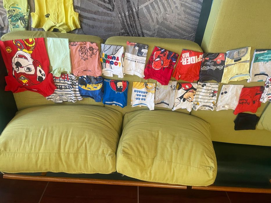 Изключително запазени детски дрехи