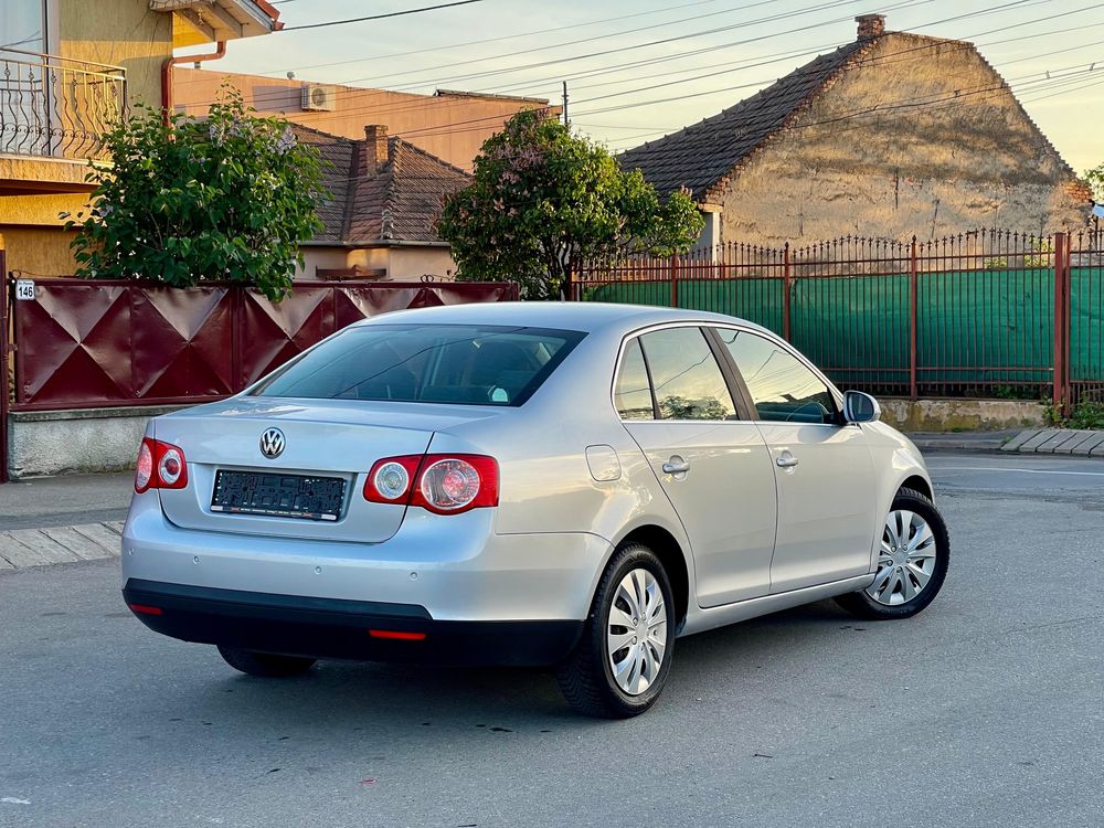 Volkswagen Jetta 1.9 tdi Comfortline Blue Motion