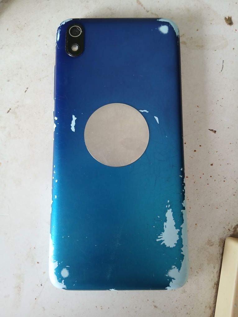 Redmi a 7  b y telefon