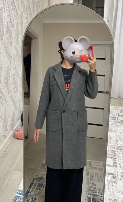 Серое женское пальто — базовая модель, как новое