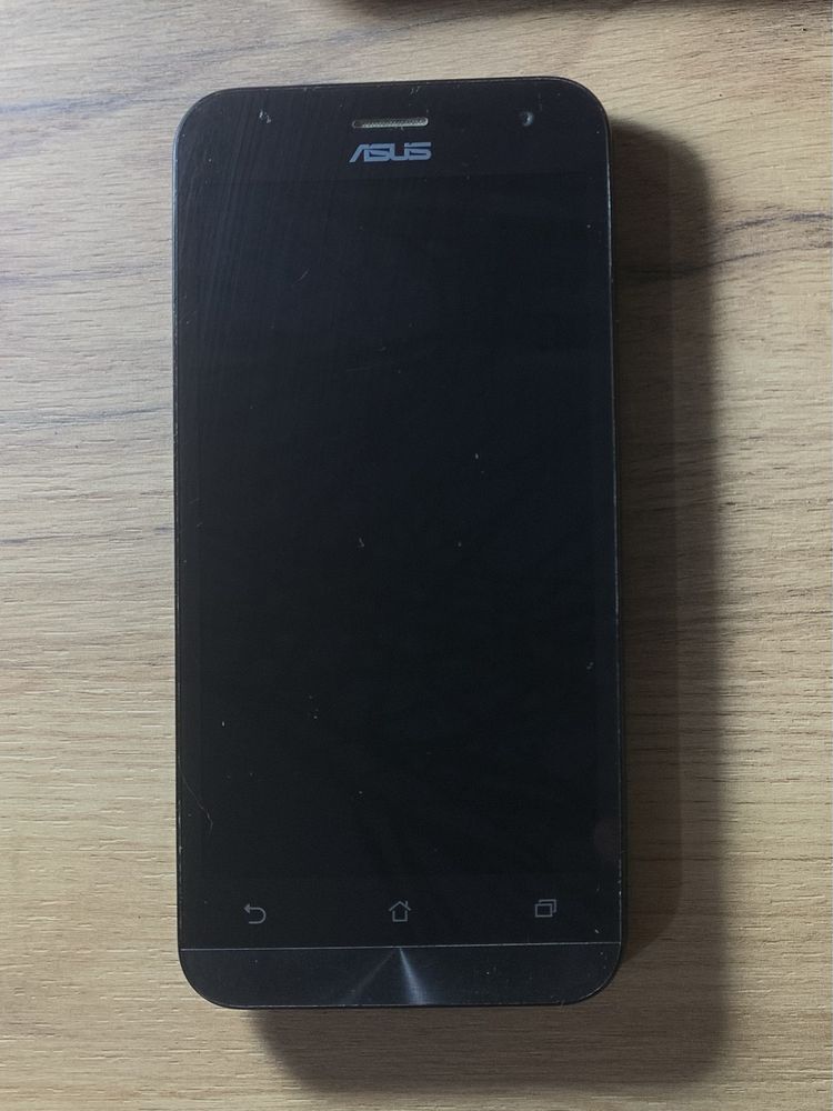 Asus Zenfone 2 телефон