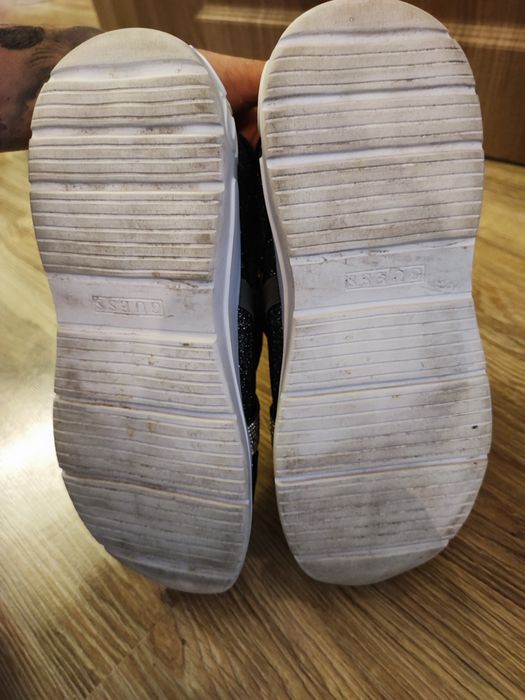 Дамски маратонки обувки Guess Stoney 2 41 номер