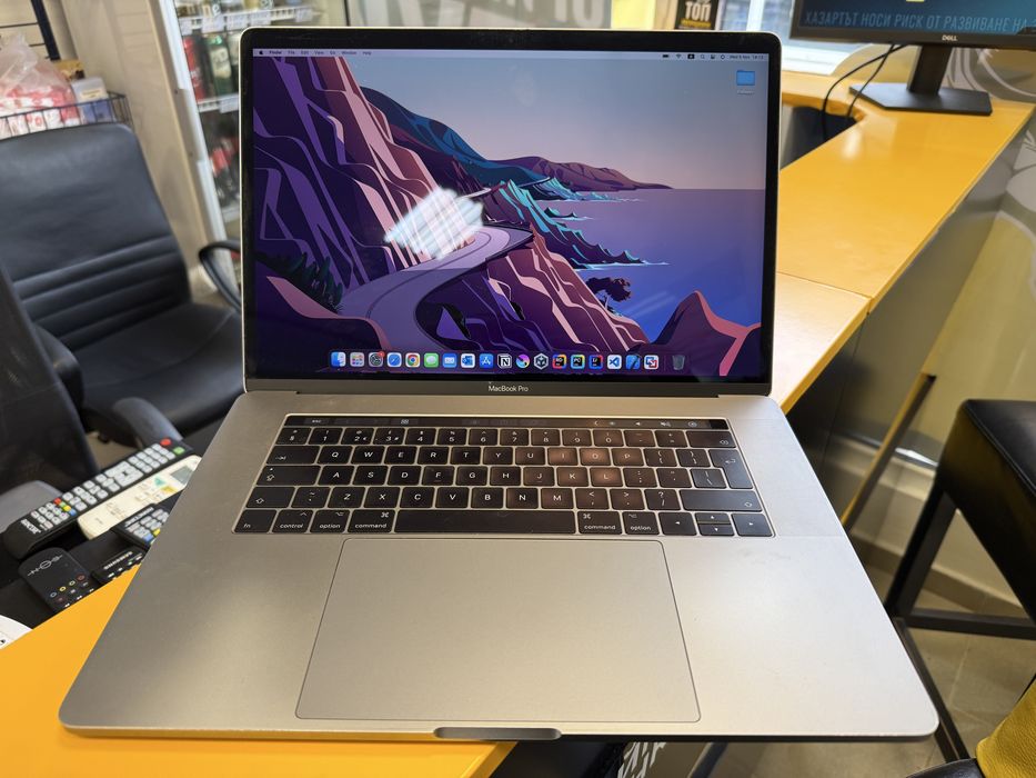MacBook Pro 15 инча A1707 Late 2017