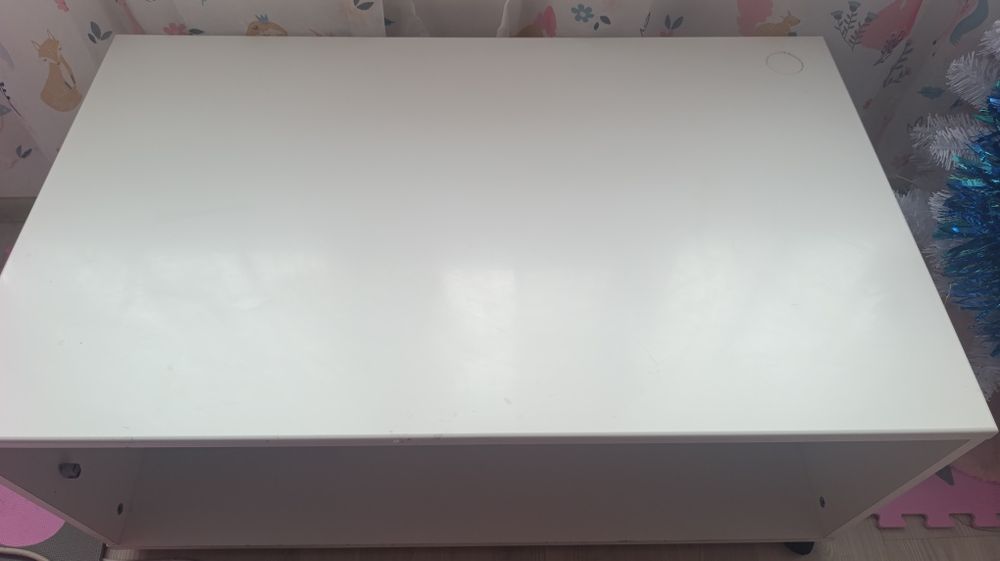 Холна маса - бяла