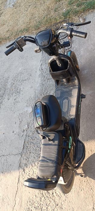 Електрони скутер сотилади 200$