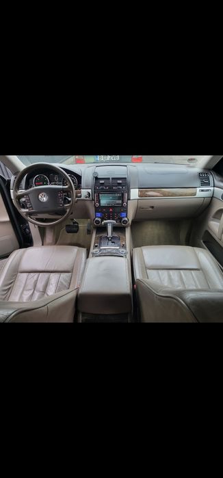 Vw Touareg 3.0BKS /Distronic/Perne/Individual