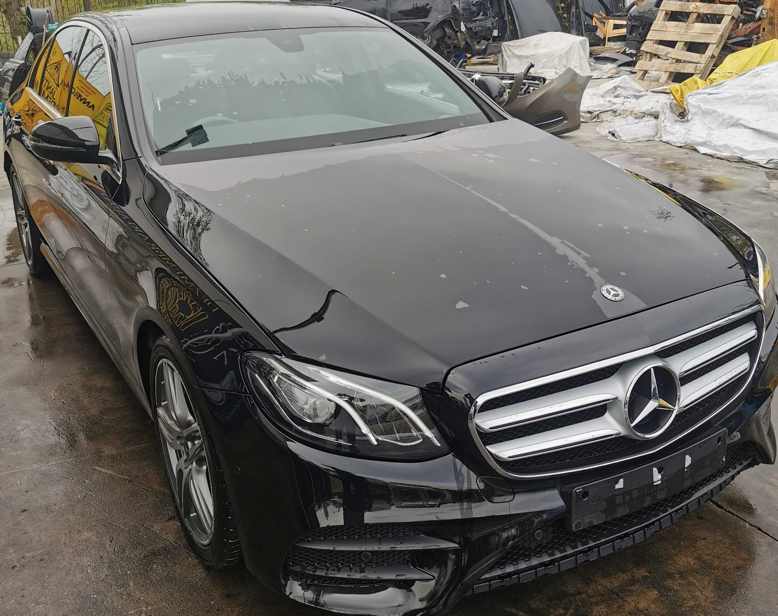 Dezmembrez mercedes e class w213 e220 AMG/bara fata amg w213/aripa/far