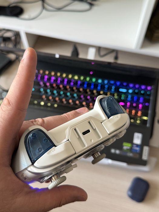 Геймпад Flydigi Apex 4