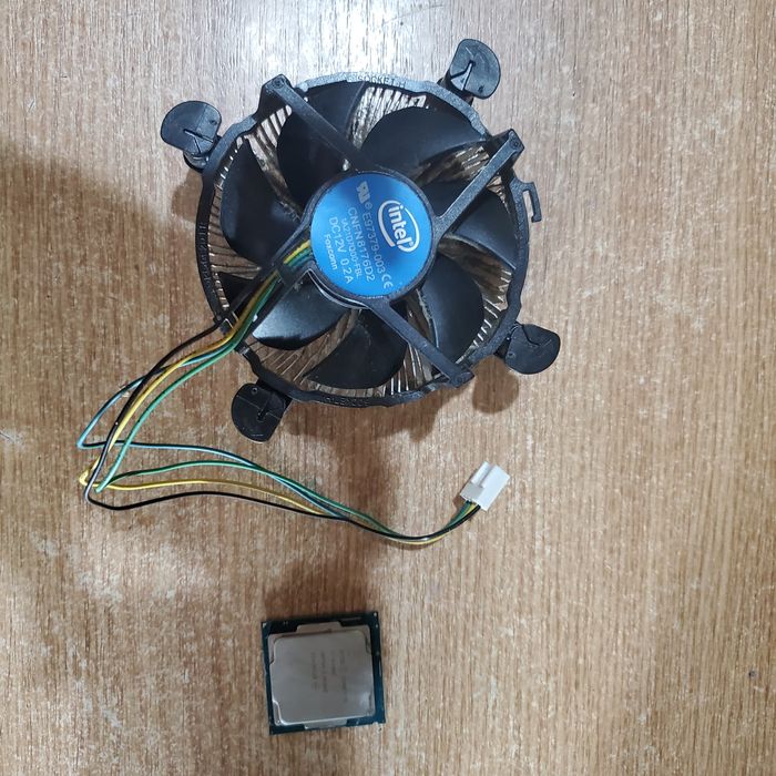 Procesor intel core i5 9400F