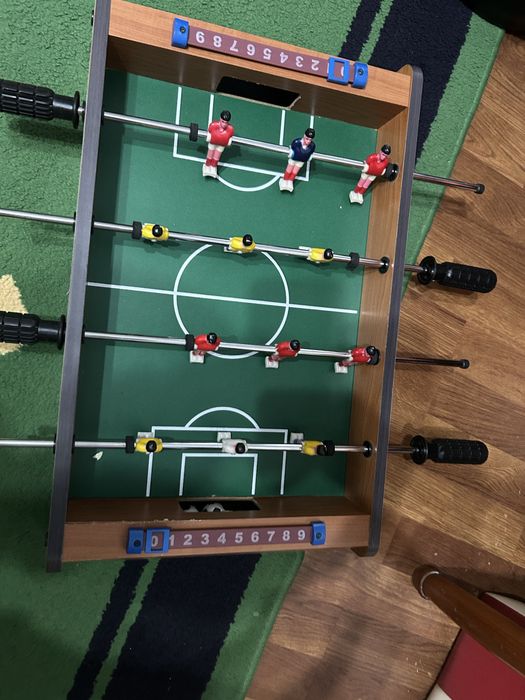 Jucarii cu manete pentru copii cu fotbal