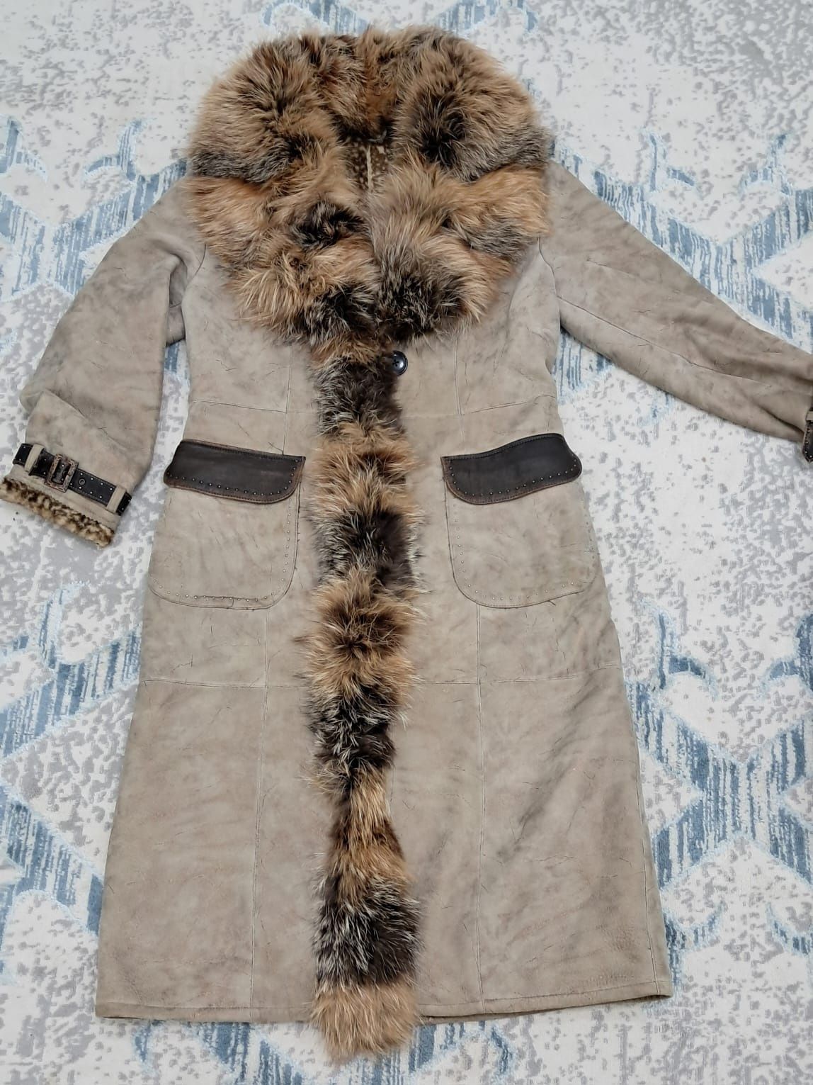 Продажа зимних одежда.