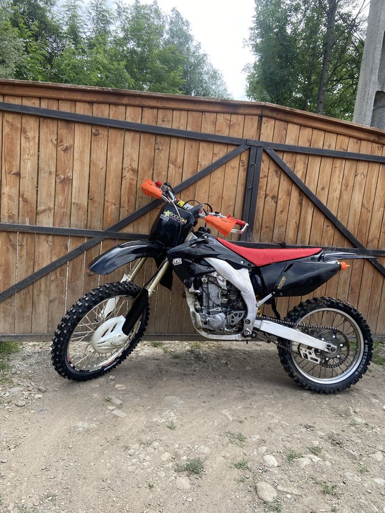 Honda crf 450 2007 de vanzare stara foarte bune !