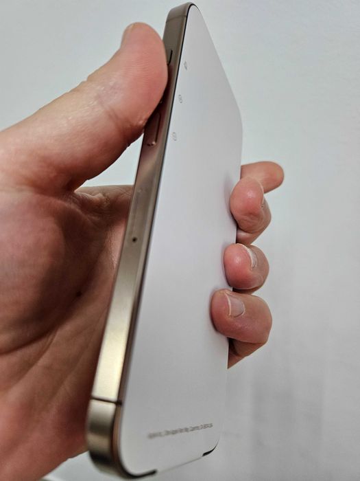 IPhone 16 pro, 512 Gb, neactivat Garantie 1 an, 0sec, 0min.