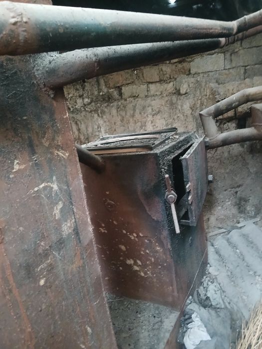 Katyol komir bilan isitadi