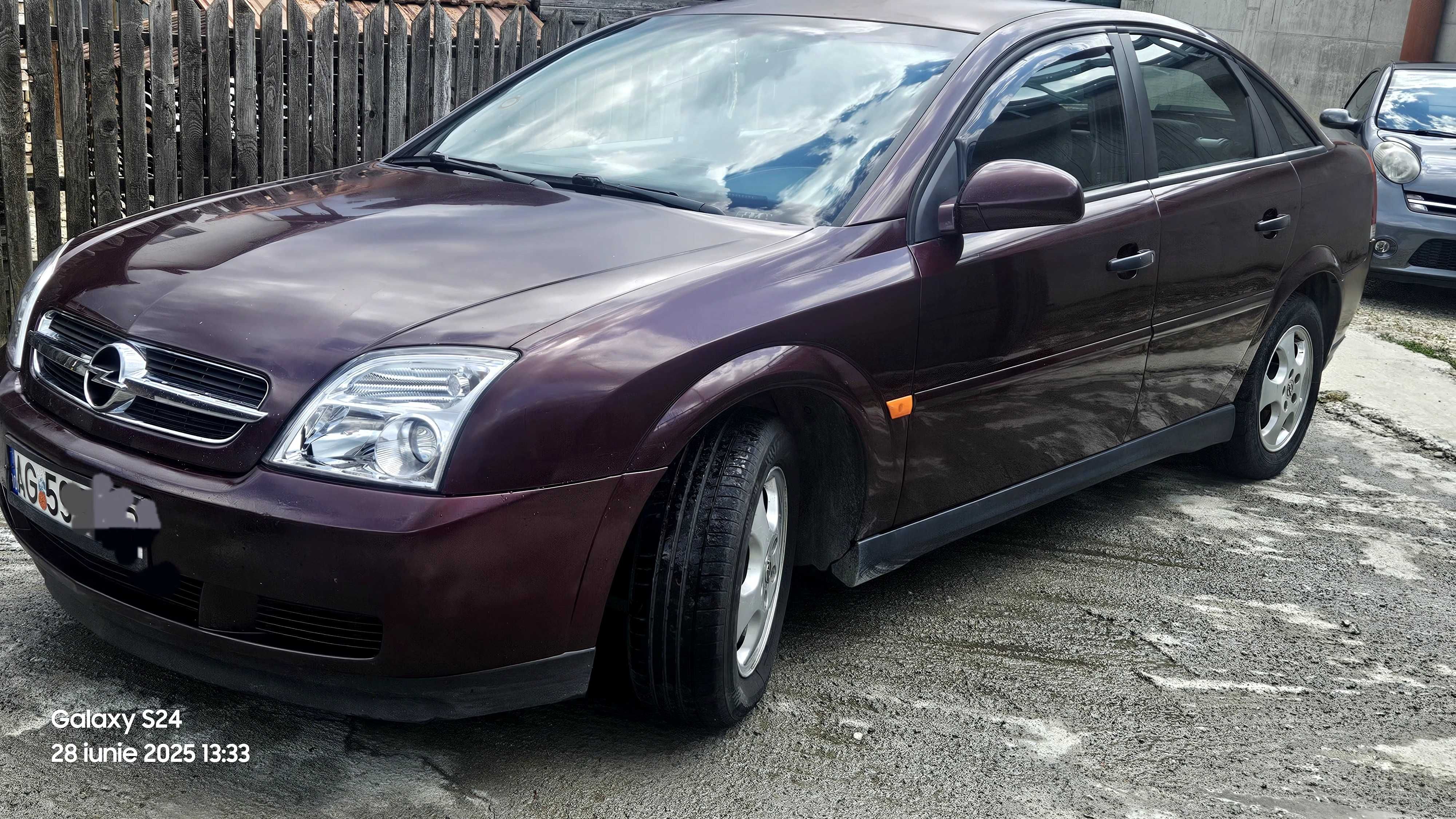 Opel vectra C 2.0. Limuzina