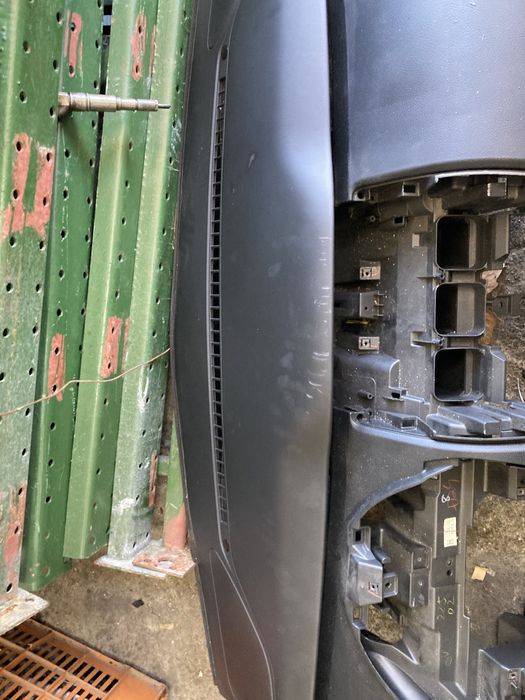 Mazda CX-7 2010година Табло с бег