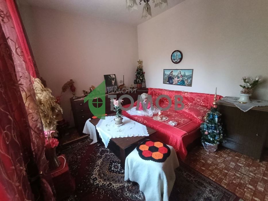 Продава се Четиристаен апартамент в с. Старозагорски бани, Област Стара Загора - 110 кв.м за 796 €/кв.м - Снимка #8