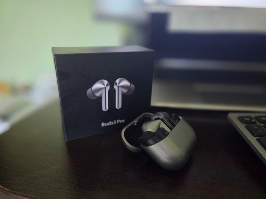 Buds3 Pro Безжични Слушакли